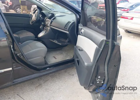 2011 Nissan Sentra 2.0S z USA, uszkodzony, nr VIN 3N1AB6AP6BL729786